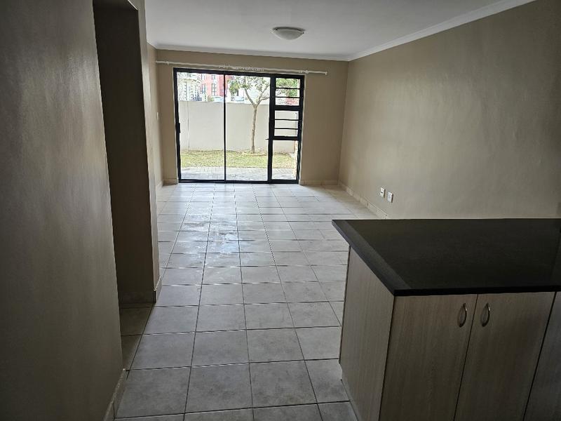 To Let 2 Bedroom Property for Rent in Burgundy Estate Western Cape